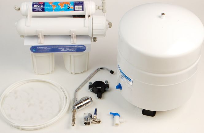 Hovedbilde Vannrenser AquaPro 612 RO m/12 liter tank